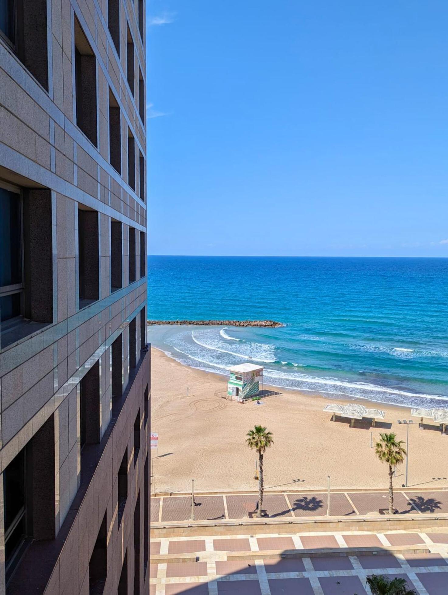 Almog Haifa Israel Apartments מגדלי חוף הכרמל Exterior photo